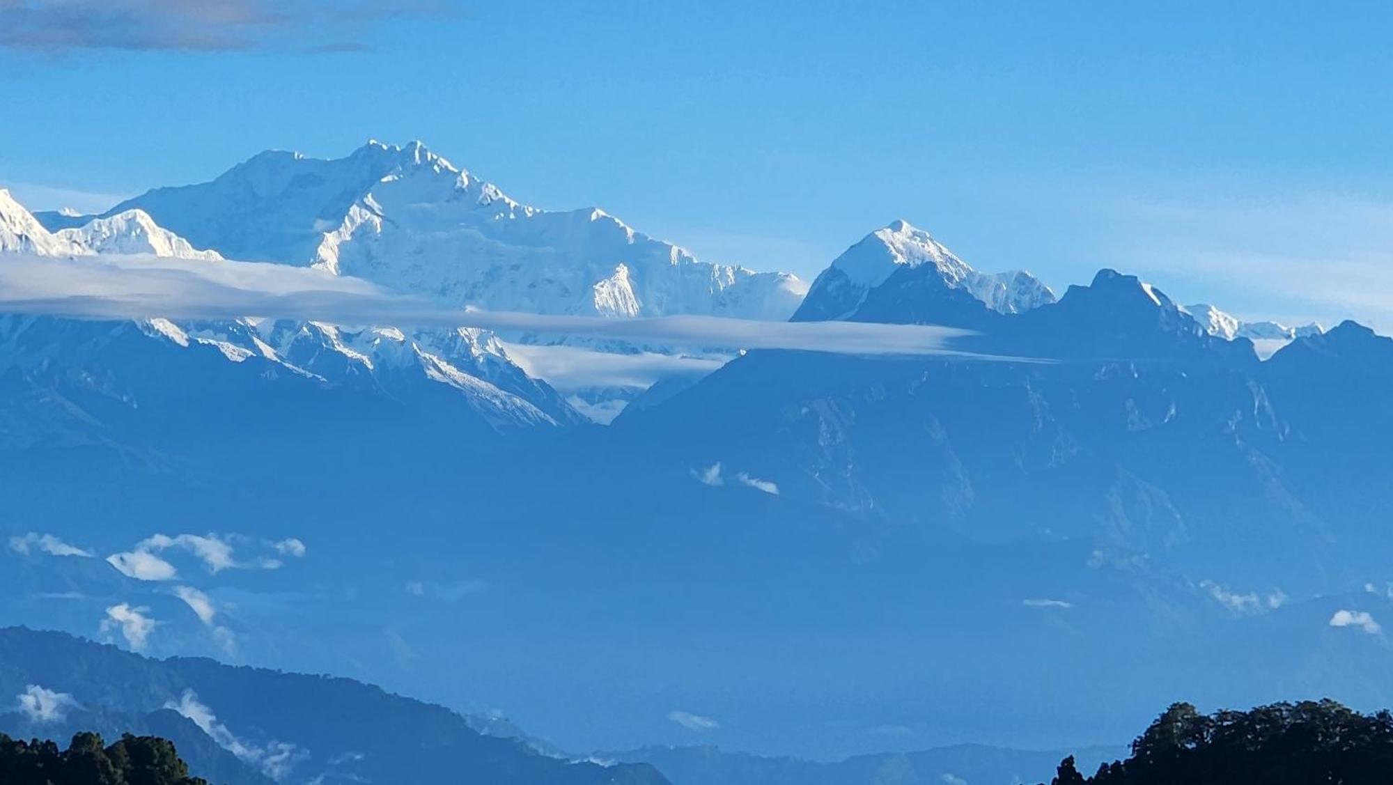 Veronica Alpina Mountain View Home Darjeeling  Buitenkant foto