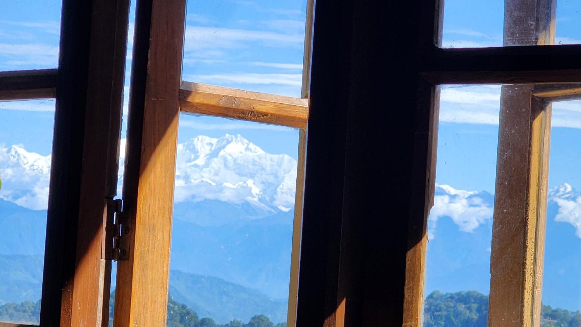 Veronica Alpina Mountain View Home Darjeeling  Kamer foto
